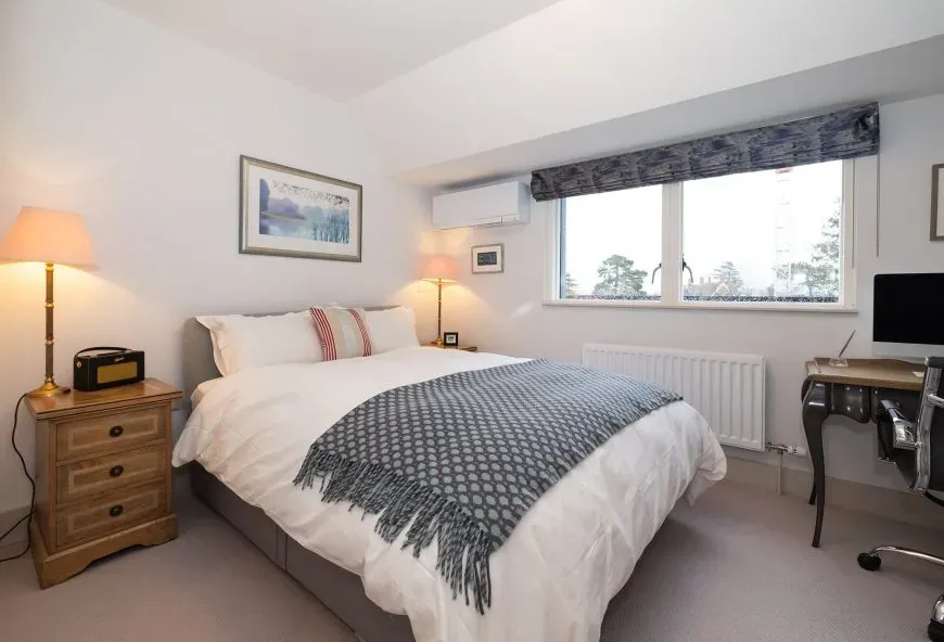 Astley Villa Apartment 29 Bedroom