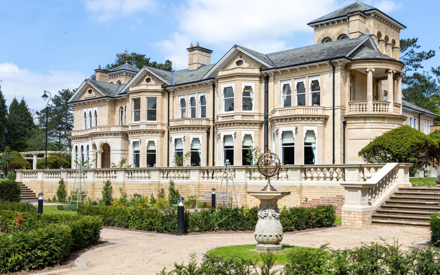 Mount Battenhall building