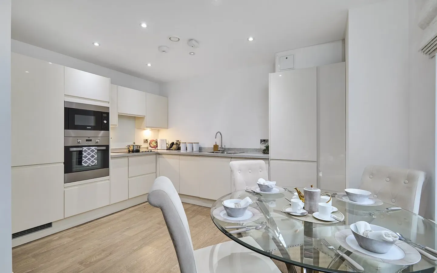 Jervaulx Apartment 9 Dining