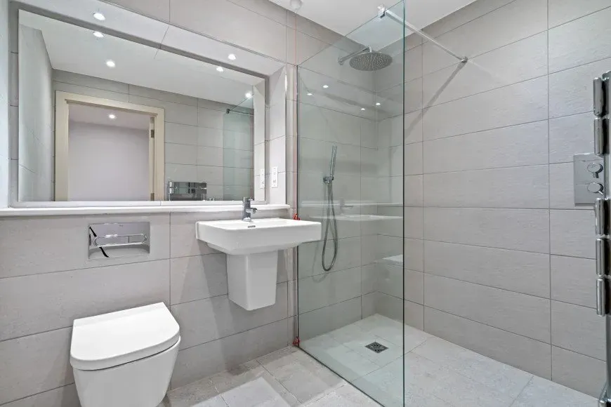 The Astley Apartment 12 Bathroom