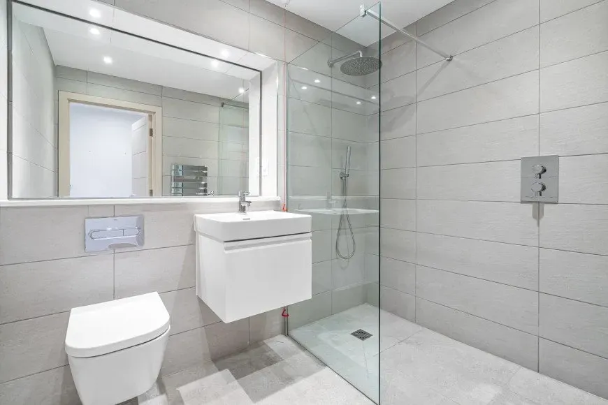 Astley Villa Apartment 2 Bathroom