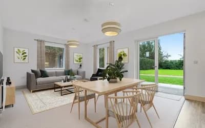 Astley Villa Apartment 4 Dining