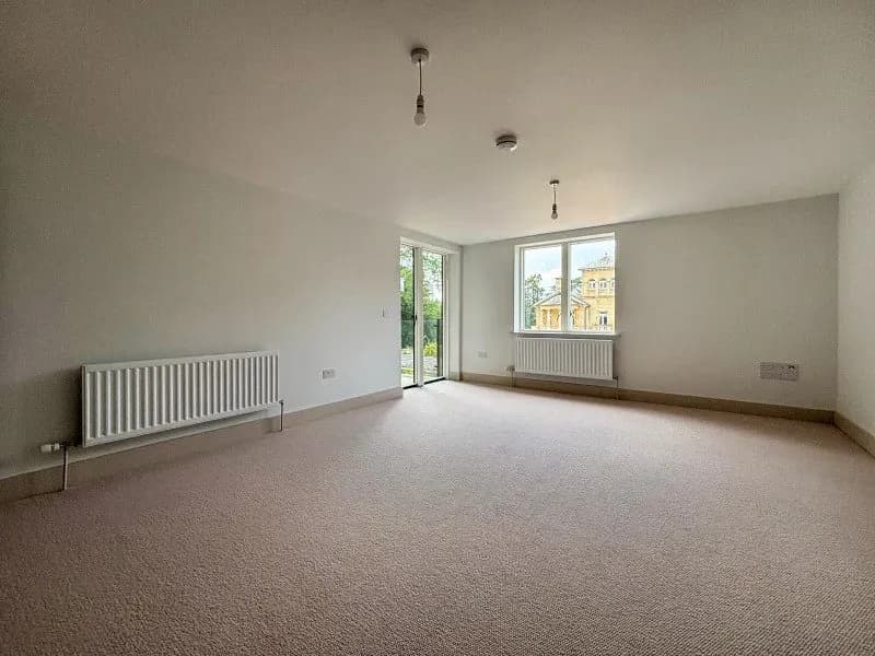 Open plan living at Mount Battenhall