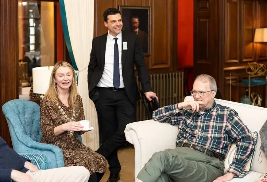 Mayor Allcott and homeowners