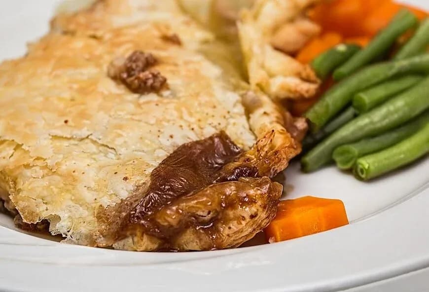 Meat pie at the red house