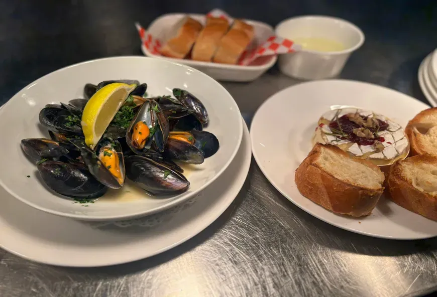 A plate of mussels
