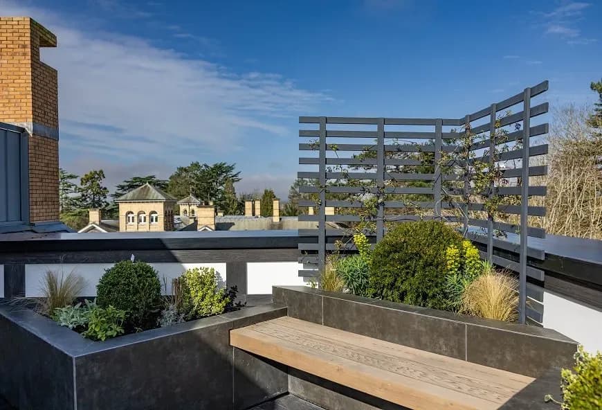 Garden at Mount Battenhall