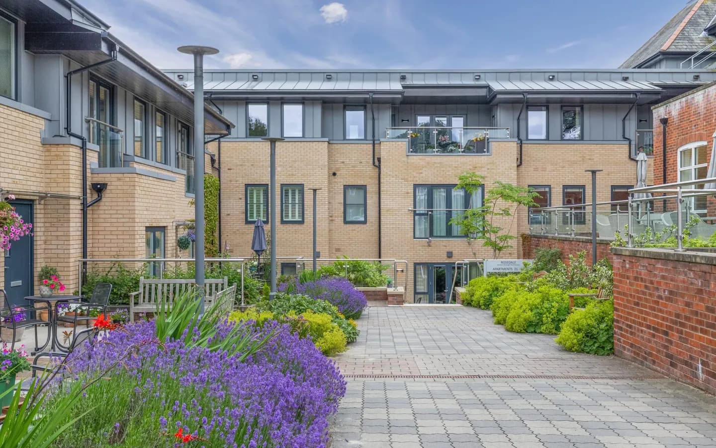 Rosedale Apartment 32 External