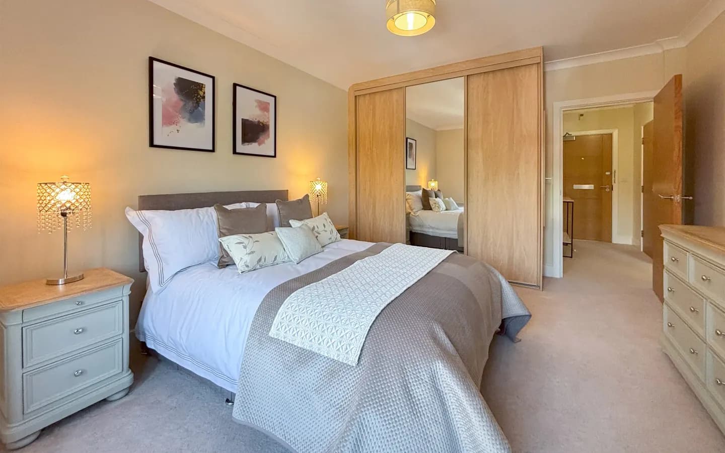 BH apartment 30 bedroom