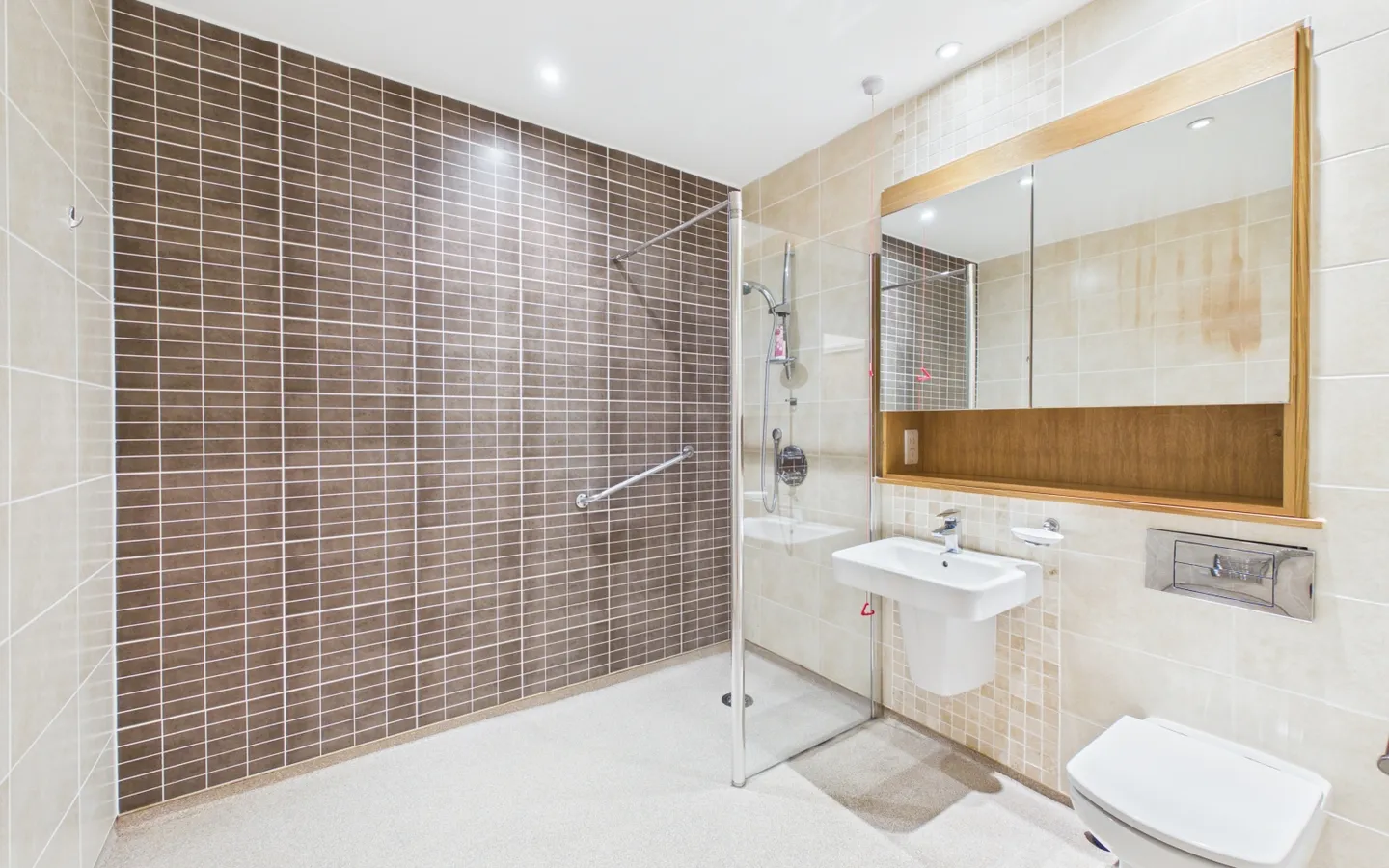 Shower room in Apartment 24, Boughton Hall