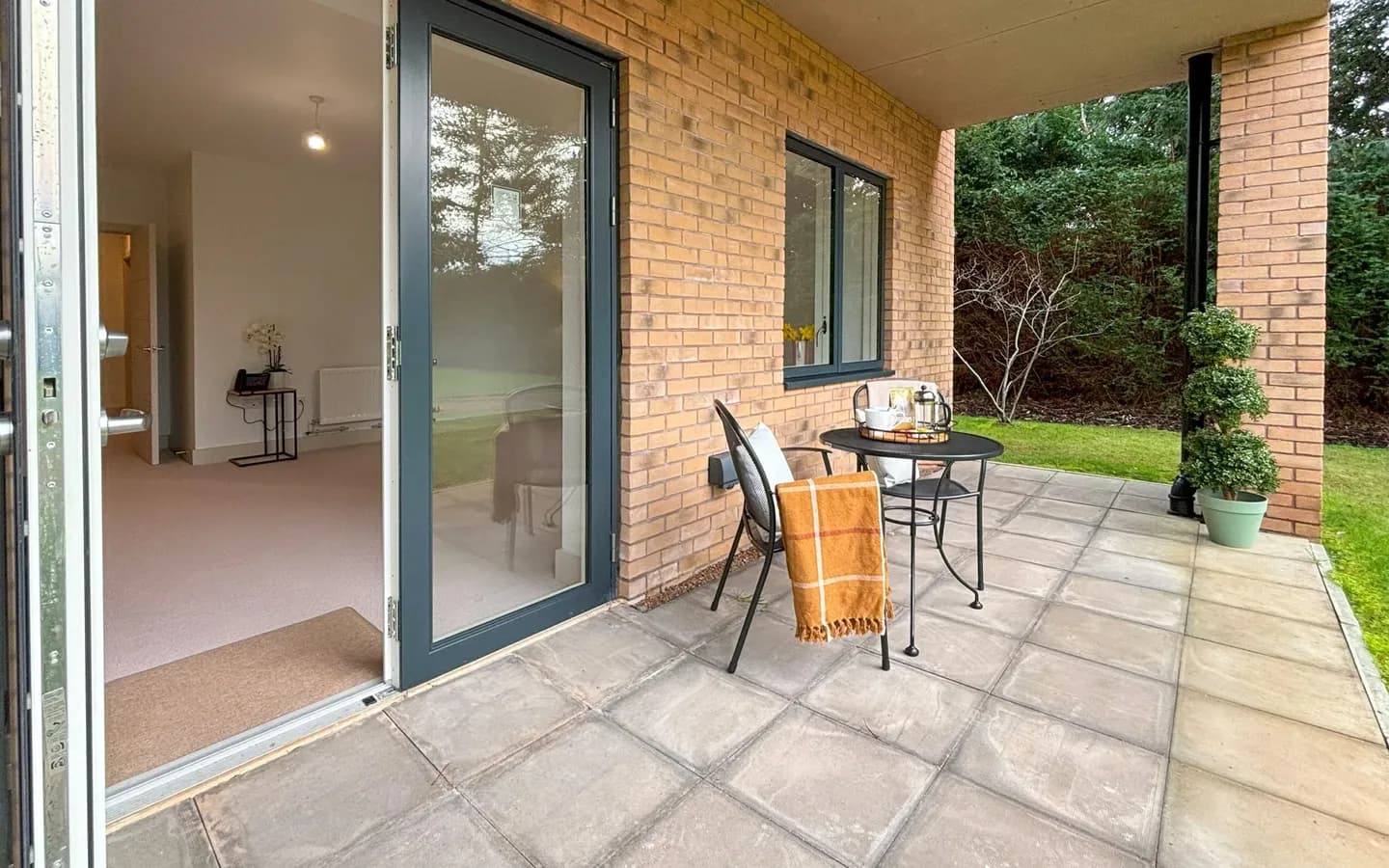 Astley Villa Apartment 4 Terrace