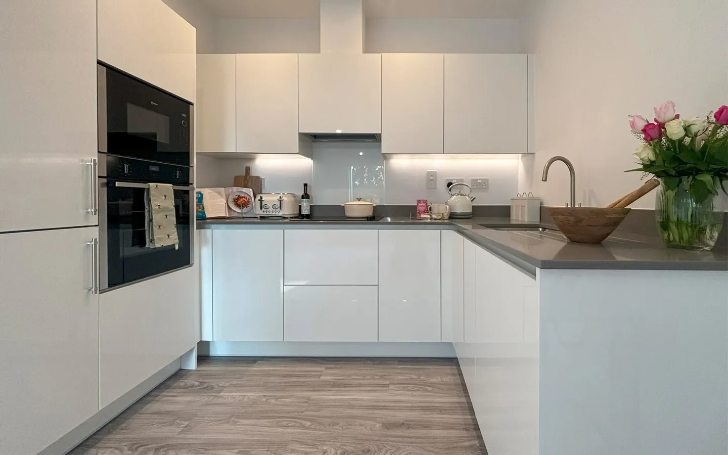 The Astley Apartment 5 Kitchen