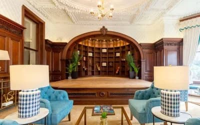 Mount Battenhall interior seating