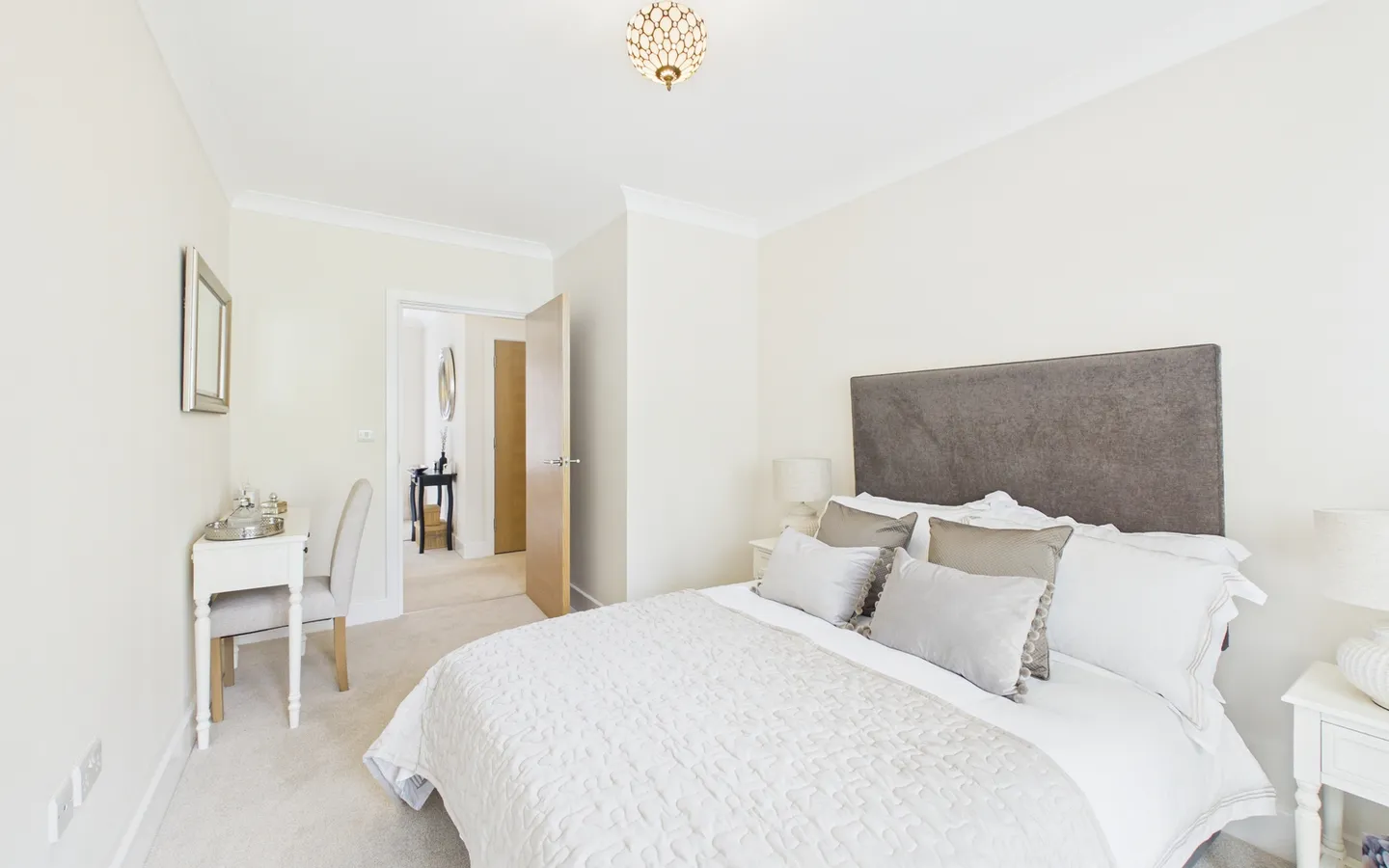 Rowton apartment 43 bedroom